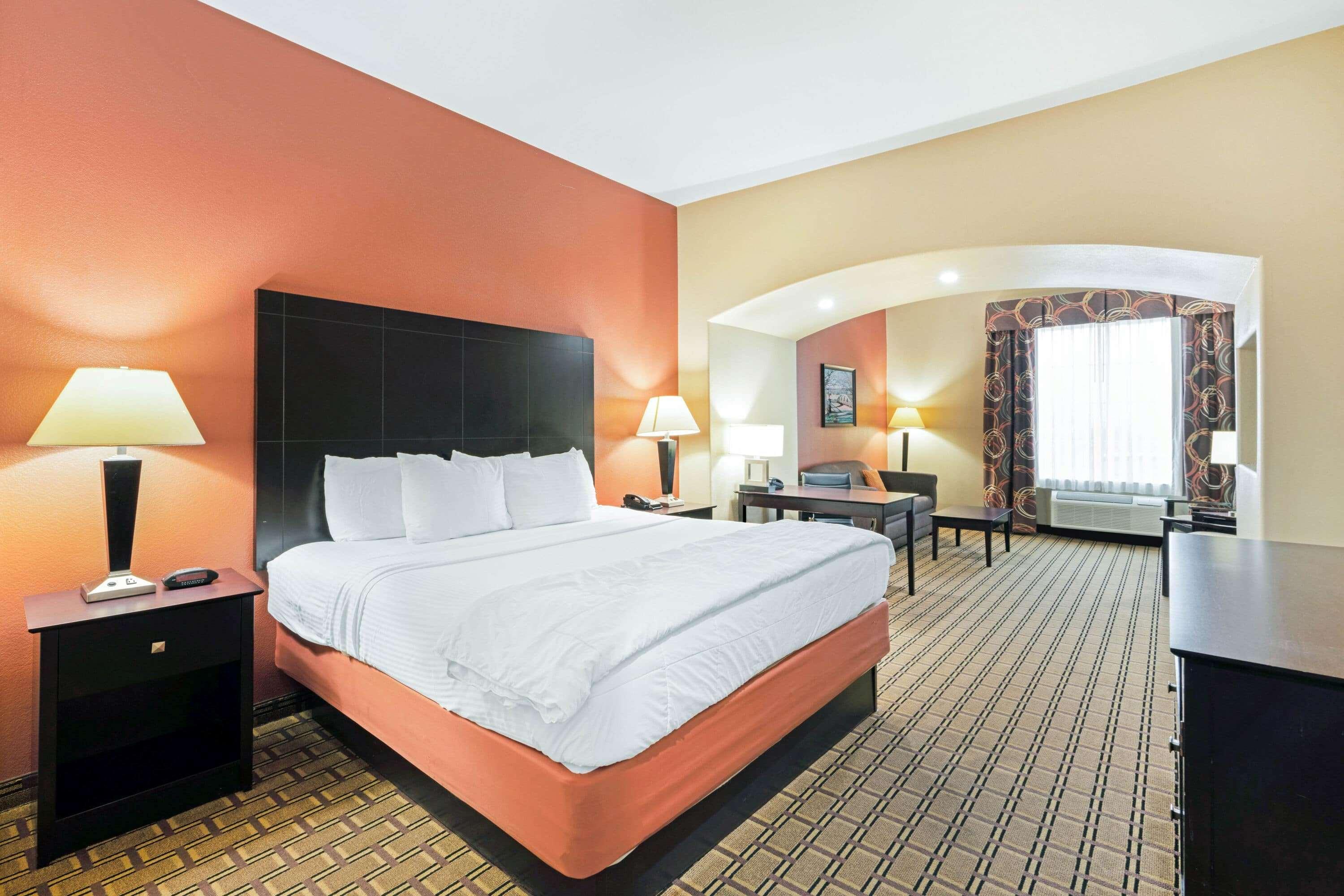 Hotel La Quinta By Wyndham Mcalester