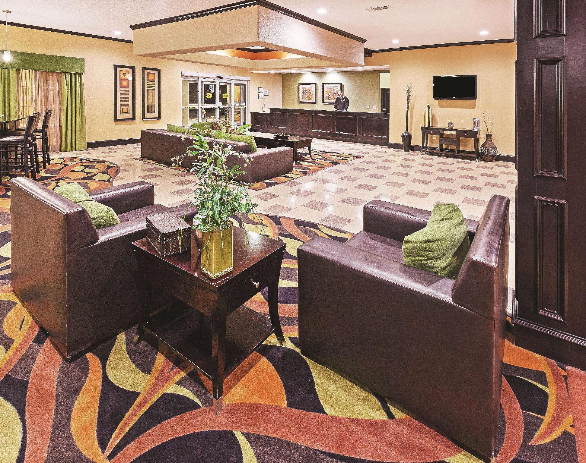 La Quinta By Wyndham Hotel